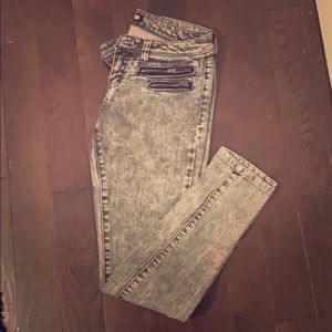 XXI Graywash Jeans